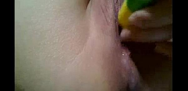  Thủ dâm chảy nước - girl cum in with cucumber